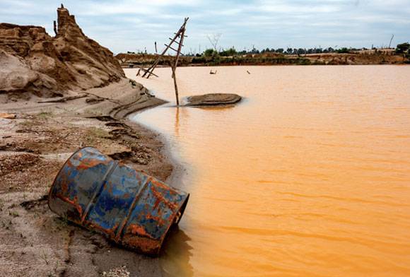 For the Love of Gold (2)